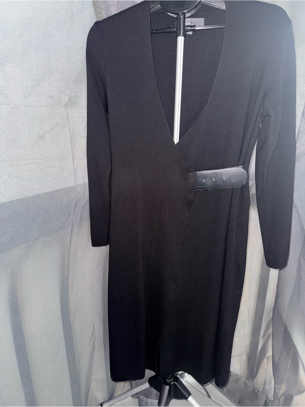 Donna Ricco New York Black Ribbed Knit Midi Dress with Faux Leather Belt Accent